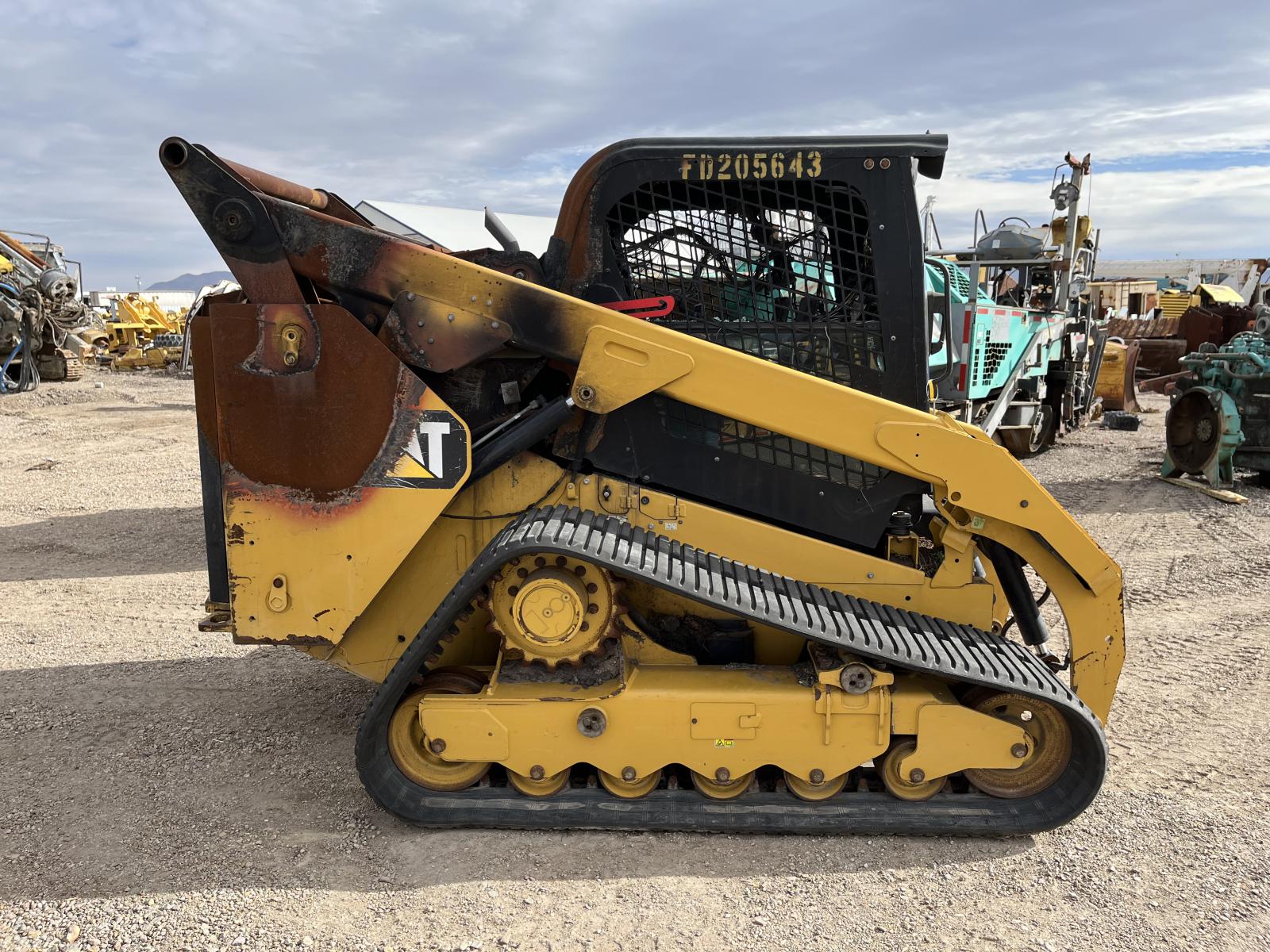 ./imagenes/INVOICE/2019/17480/MINICARGADOR CATERPILLAR 299D (8).JPG